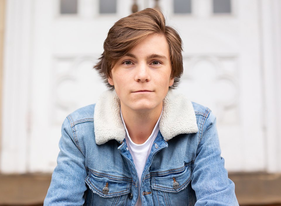 Hudson Senior Boy Photographer