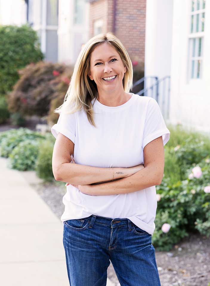 Hudson Ohio Realtor headshot by Corie Walker Photography